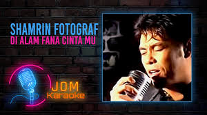 Dm dm hasrat aku hanya memilikimu gm gm bekejar di alam fana cinta c f senyummu tiada ternilai a a tapi semua hanya dusta. Shamrin Fotograf Di Alam Fana Cinta Mu Official Karaoke Video Youtube