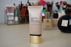 Double wear makeup is the fresh matte foundation that looks flawless whatever comes your way. Estee Lauder Double Wear Light Soft Matte Hydra Makeup Review Leslie Here
