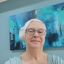 Julie Bozza (@juliebozza) • Instagram photos and videos