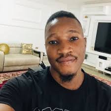 Thank you LAGOS! Last night was fantastic! What a beautiful crowd! Thank  you @symplysimi who played a beautiful set then joined me