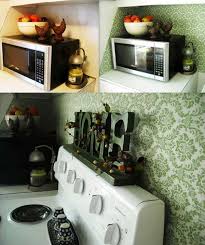 .his kitchen a splash of personality with a new custom backsplash, and he learned that sometimes a little diy project can go a long way towards the total cost was around $450 for materials, and it took around 10 hours to complete. Cheap Diy Kitchen Backsplash Ideas Sarofudin Blog