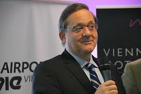 Spatenstich zum neuen Flughafenhotel in Wien