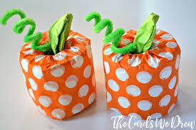 A couple scraps of toilet make a set of plush pumpkins from last season's sweaters and pin on a perfect halloween take out those family photos for a day and replace them with some simple and spooky painted silhouettes. Easy Halloween Craft For Kids Toilet Paper Pumpkins