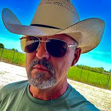 I hate to even ask but I'd there anyone that could possibly help me with a  bag or two of dog food? I'm really struggling this month to even feed  myself let