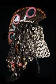 Masque Cagoule Et Bustier De Jeune Fille 1 2 Dogon Mali Objet N 5402 Galerie Bruno Mignot Masque Cagoule Masques Africains