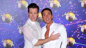 He appears as a judge on the british television dance competition strictly come dancing and its american adaptation dancing with the stars on abc tv in the us. Anton Du Beke To Join Strictly Come Dancing 2021 Judging Panel As Bruno Tonioli Stuck In Us Due To Covid 19 Travel Rules Itv News