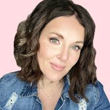 Daryl Frey's Instagram, Twitter & Facebook