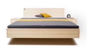 Wer in einem zirbenholzbett schläft, erspart sich 3.500 schläge pro nacht. Zirbenbetten Und Schlafsysteme Von Zirbenherz Handwerksqualitat Aus Osterreich 100 Heimisches Zirbenholz I 100 Metallfr Zirbenholz Bett Bett Bett Holz