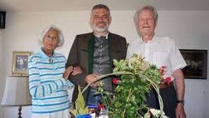 Es ist es der gnade der natur und der stärke der brautleute zu verdanken. 70 Jahre Durch Dick Und Dunn Landsberg