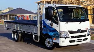A truck that runs 32,000 km per year and gets 20l/100km (14 mpg) will use 6,418 litres of fuel in a year. Car Licence Truck What Truck Can I Drive On A Car Licence