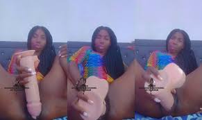 Yoruba Girl With The Slackest Wide Pussy Fucks It With A Giant Dildo -  Bangerscrib