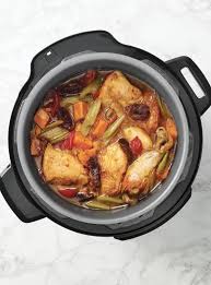 Tajine De Poulet Au Citron A L Autocuiseur Ricardo Recipe Lemon Chicken Pressure Cooker Chicken Recipes