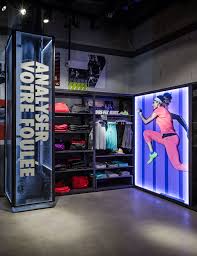 Aldworth James Bond Graphics Signage For Nike Store In La Defense Paris Store Design Interior Retail Store Design Retail Design