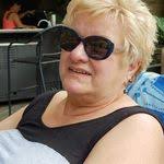 Sharon Tomaszewski's Instagram, Twitter & Facebook