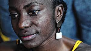 Ausstellung: Was es bedeutet, wenn der Pass fehlt: Der Fotograf Florian  Schwarz porträtiert staatenlose Menschen