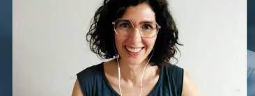 Nava ebrahimi was born in tehran in 1978. 2tua3zxni94em