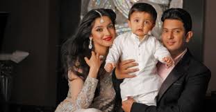 Bhushan kumar dua is an indian film producer and music producer. Oh God Sonu Nigam Threatens T Series Head Bhushan Kumar Asks Him To Remember Gangster Abu Salem Metrosaga