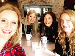 Teresa Ennis's Instagram, Twitter & Facebook