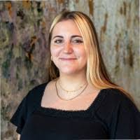 Mandy West's Instagram, Twitter & Facebook