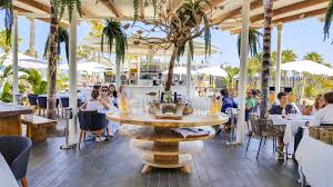 A 50 km de marina beach club. Marina Beach Club Valencia De Hotspot Aan Het Strand Van Valencia Spanje