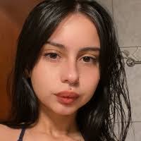 Samantha Rodrigues's Instagram, Twitter & Facebook