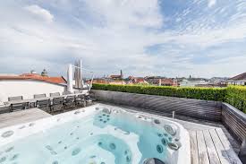 Als spezialist für immobilien ist riedel immobilien seit mehr als 35 jahren der richtige ansprechpartner wenn es um die beratung und immobilienbewertung sowie um den kauf oder. Immobilien In Munchen Riedel Immobilienmakler