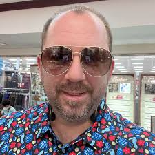 🎧 Get the latest national, international and sports news