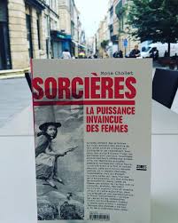 Impossible De Passer A Cote Je Vous Prepare Un Post Sur Les Livres Qui M Ont Fait Bouger Sur Ces Questions Feminist Feminisme Books Lecture Book Cover