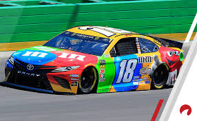 Denny hamlin secured joe gibbs racing's first nascar cup win of 2017 at new hampshire motor speedway, holding off from kyle larson's late charge truex suffered a cut tyre towards the beginning of the final third, but serendipitously was able to stop at the start of the pit window, losing very little. Odds To Win The Foxwoods Resort Casino 301 Odds Shark