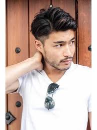 ツーブロック アシメ 最新メンズヘアカタログ メンズファッションメディア otokomae アジアの男性のヘアスタイル メンズ ヘアスタイル メンズヘアカット