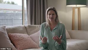 The melbourne mother was fined in 2017 for falsely claiming she cured herself of brain cancer with natural remedies, including diet and alternative therapies. Mother 44 Says She Ditched Chemotherapy For Lymphoma Because Of Instagram Scammer Belle Gibson Newsdons Com