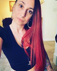 Who did Taylor Swift speak to about changing her prophecy?