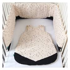 tour de lit et gigoteuse geometrie 0 6 mois baby couture baby sewing diy baby stuff