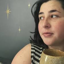 I NEED SOMETHING TO BINGE WATCH. im talking one tree hill, the OC, mia  culpa, maxton hall, olympo type binge. I need messy and romance and I NEED  IT NOW. thank youuuuu