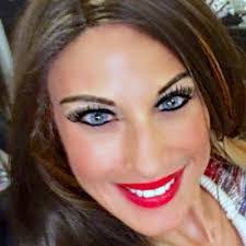 Edith Kapp's Instagram, Twitter & Facebook