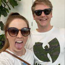 Authentic Italian restaurant with cheese bowl?