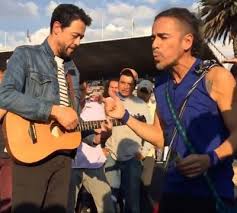 Tacvba's roots were arty enough. Cafe Tacvba Sorprende Con Concierto Para La Caravana De Migrantes En Mexico