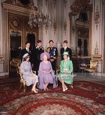 Getty Buckingham Palace August 4 1980 80th Birthday Of Queen Elizabeth The Queen Mother Shown Here Wi Lady Sarah Armstrong Jones Princess Anne Royal Family