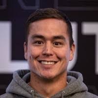 Jan Pearson's Instagram, Twitter & Facebook