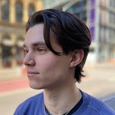 Matthew Mommer's Instagram, Twitter & Facebook