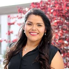 Jade Dearing's Instagram, Twitter & Facebook