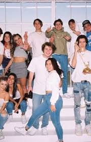 Pin By Charli Damelio On The Hype House In 2020 With Images Couple Photos Photo Couples