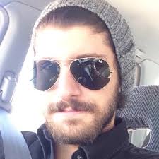 Sean Borg (@seanborghei)