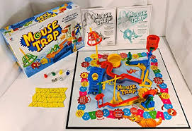 Each player on their turn rolls the die and moves their mouse on the board the number of spaces they rolled. Mouse Trap Board Game 1999 Edition Board Games Amazon Canada