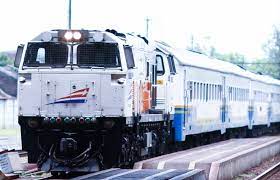 Pt kai tidak bertanggung jawab atas kegagalan penumpang menggunakan kereta api lanjutannya, akibat keterlambatan kereta api sebelumnya dan tidak diberikan kompensasi apapun. Pt Kai Indonesia Home Facebook