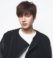 Para pecinta drama korea pasti mengenal sosok ganteng satu ini, lee min ho. Lee Min Ho Wife Height Blood Type Real Facebook Showbizkorea