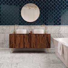 See the top 7 bathroom flooring trends, as well as guidelines for selecting tiles and types of floors to avoid. Bathroom Trends 22 Best New Looks For Bathrooms Shower Rooms And En Suites