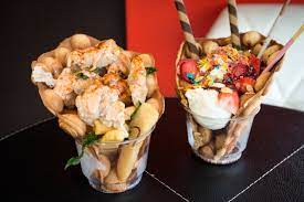 First Look Bubble Tea And Hong Kong Egg Waffles Are The Buzz At Boba Bee Egg Waffle Bubble Waffle Waffles