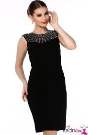 Tozlu Giyim Siyah Yakasi Tasli Kisa Abiye Modeli Kadinlive Com Moda Stilleri Giyim Elbise Modelleri