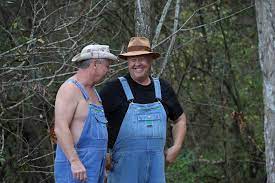 Who will come out on top? A new #Moonshiners: Master Distiller starts now  on @Discovery